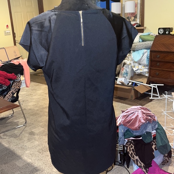 Express zip back top - Picture 2 of 2